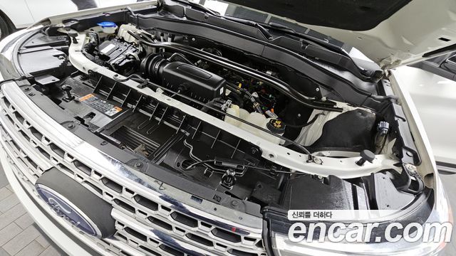Ford Explorer (VI) 2.3 LimIted 4WD 2021 — фото 6
