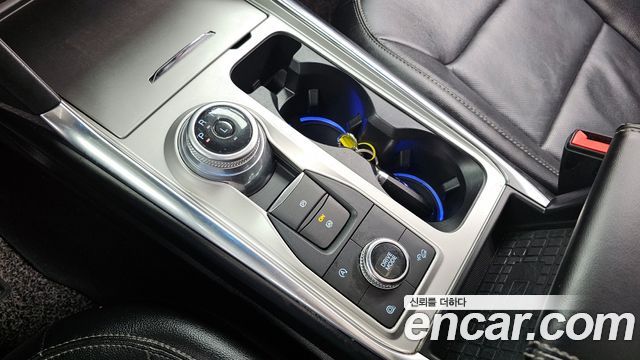 Ford Explorer (VI) 2.3 LimIted 4WD 2021 — фото 9