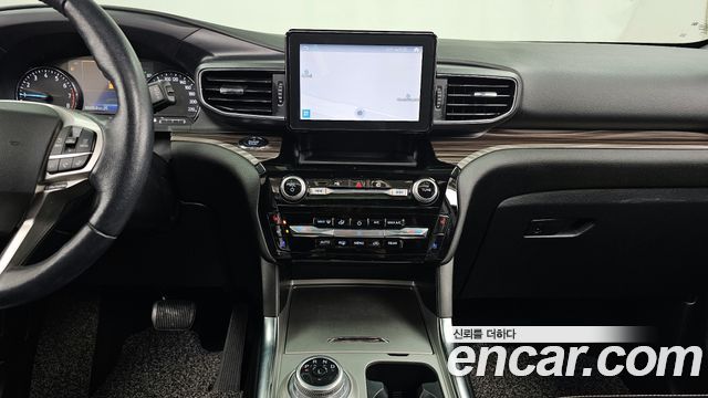 Ford Explorer (VI) 2.3 LimIted 4WD 2021 — фото 14