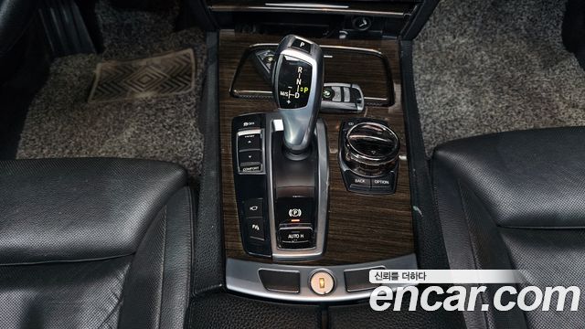 BMW 7 Series (F01) 740Li 2012 — фото 9