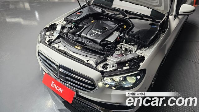 Mercedes-Benz E-Class (W213) E300e 4MATIC Exclusive 2022 — фото 6
