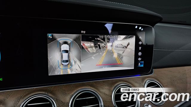 Mercedes-Benz E-Class (W213) E300e 4MATIC Exclusive 2022 — фото 19