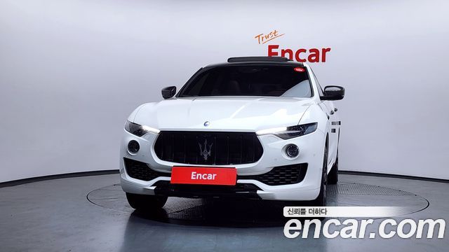 Maserati Levante 3.0 AWD GranSport 2018 — фото 3