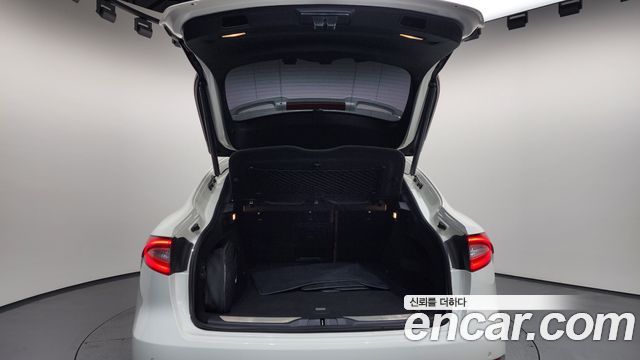 Maserati Levante 3.0 AWD GranSport 2018 — фото 20