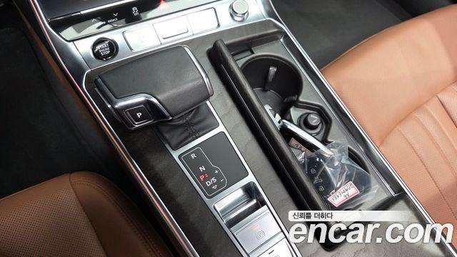 Audi A6 (C8) 40 TDI Premium 2023 — фото 9