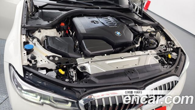 BMW 3 Series (G20) 320i Luxury 2022 — фото 6