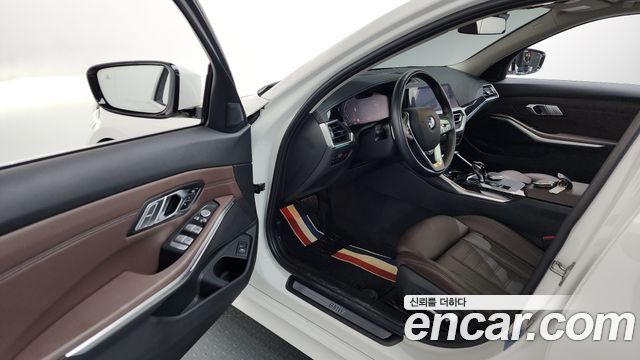 BMW 3 Series (G20) 320i Luxury 2022 — фото 10