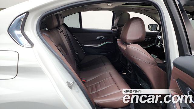 BMW 3 Series (G20) 320i Luxury 2022 — фото 12