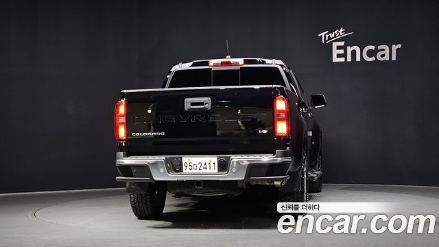 Chevrolet Real New Colorado 3.6 Extreme-X 4WD 2022 — фото 4