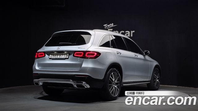 Mercedes-Benz GLC-Class (X253) GLC300 4MATIC 2020 — фото 2