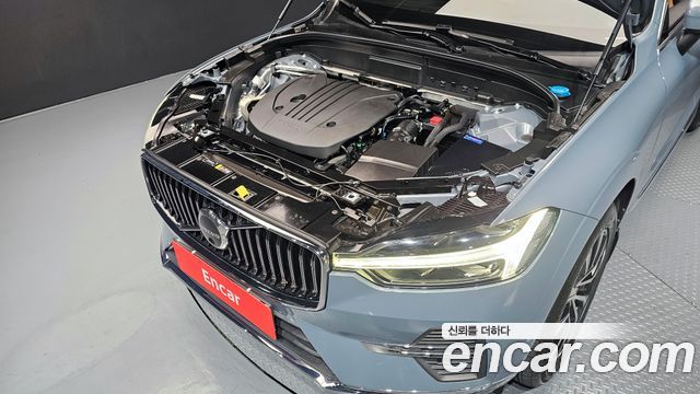Volvo XC60 (II) B5 Ultimate Bright 2023 — фото 6