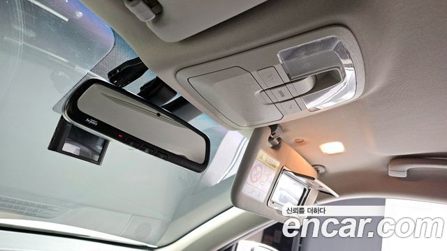 KG Mobility (SsangYong) Beautiful Korando Gasoline 1.5 2WD C5 2023 — фото 22