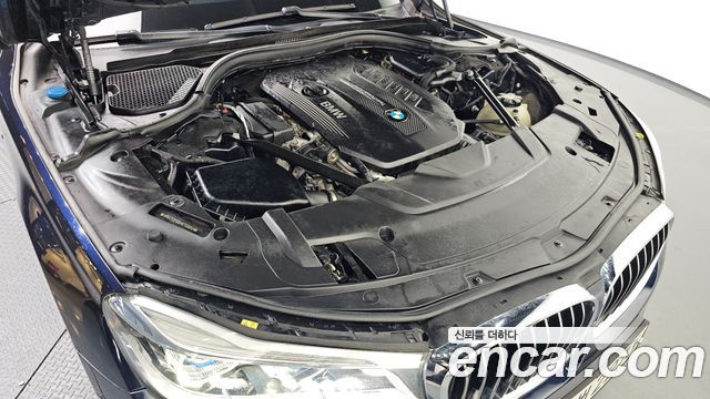 BMW 7 Series (G11) 740d xDrive M Sport 2017 — фото 6