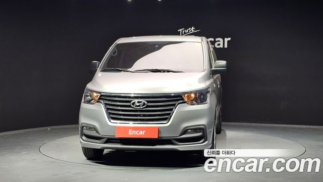 Hyundai Grand Starex Van 5-Seater Smart 2021 — фото 3