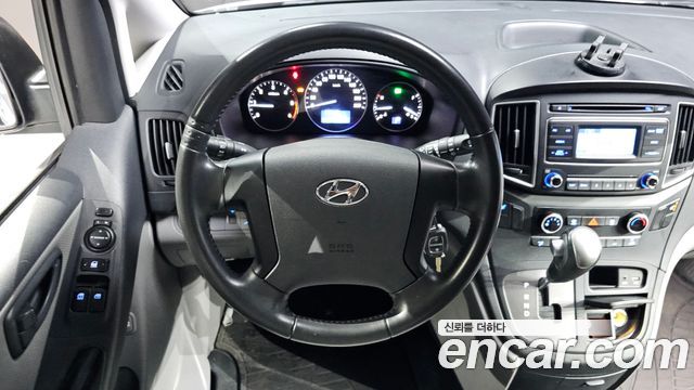 Hyundai Grand Starex Van 5-Seater Smart 2021 — фото 13