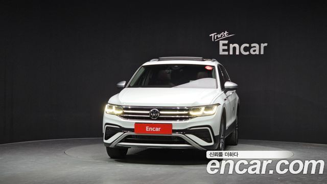 Volkswagen Tiguan Allspace 2.0 TSI Prestige 2023 — фото 3