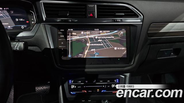 Volkswagen Tiguan Allspace 2.0 TSI Prestige 2023 — фото 15