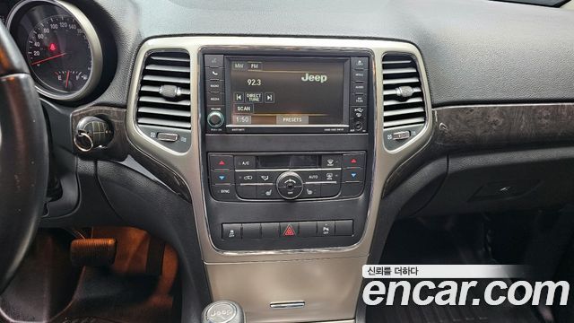 Jeep Grand Cherokee 3.0 Diesel Laredo WK2 2013 — фото 14