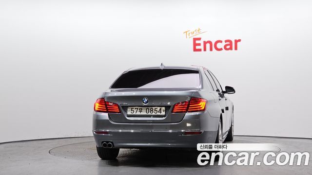 BMW 5 Series (F10) 528i xDrive Luxury Plus 2016 — фото 4