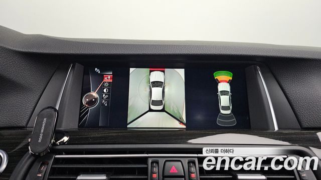 BMW 5 Series (F10) 528i xDrive Luxury Plus 2016 — фото 15