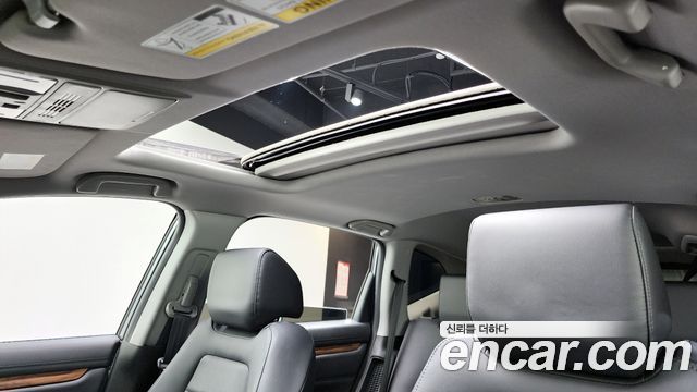 Honda CR-V (V) 2.0 Hybrid Touring 4WD 2022 — фото 17