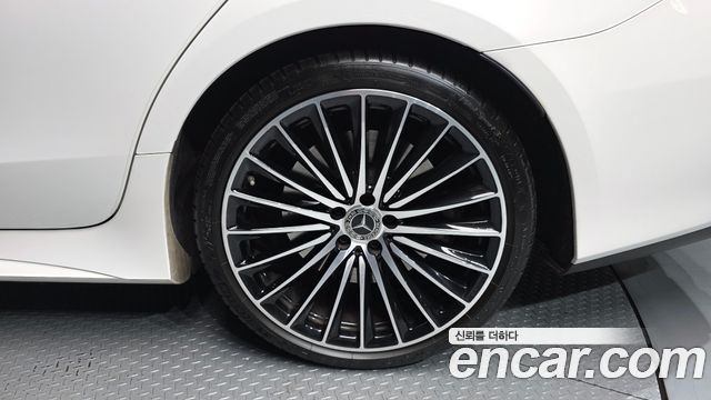 Mercedes-Benz CLS-Class (C257) CLS450 4MATIC 2023 — фото 5