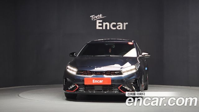 Kia K3 (II) 1.6 Turbo GT 5Door Signature 2024 — фото 3