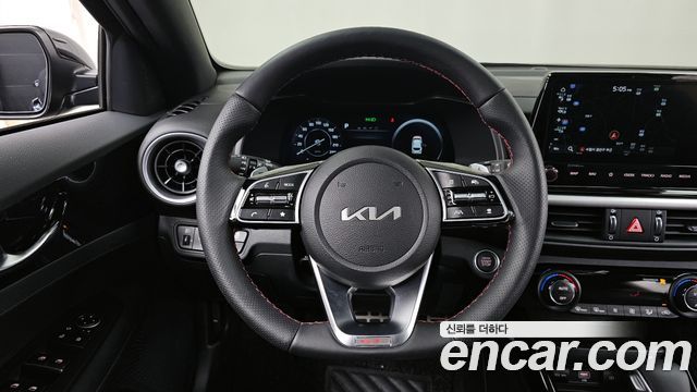 Kia K3 (II) 1.6 Turbo GT 5Door Signature 2024 — фото 17