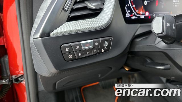 BMW 1 Series (F40) 118d Sport 2021 — фото 16
