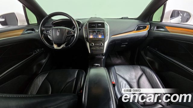 Lincoln MKC 2.0 AWD 2015 — фото 7