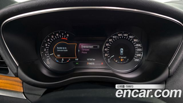 Lincoln MKC 2.0 AWD 2015 — фото 8
