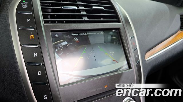 Lincoln MKC 2.0 AWD 2015 — фото 15