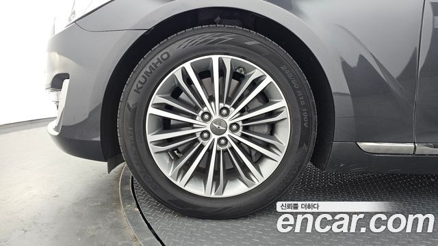 Genesis EQ900 3.8 GDI Luxury 2018 — фото 5