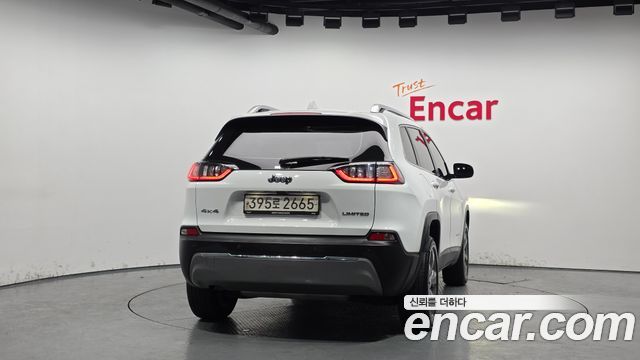 Jeep Cherokee (KL) 2.4 Limited AWD 2021 — фото 4