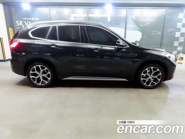 BMW X1 (F48) xDrive 18d xLine 2021 — фото 3
