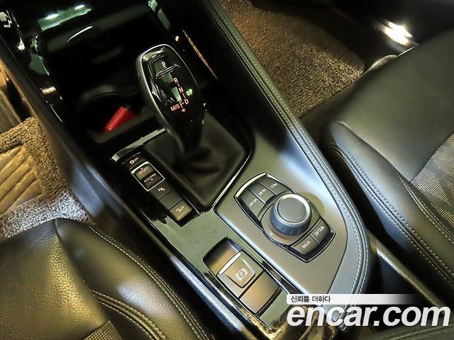 BMW X1 (F48) xDrive 18d xLine 2021 — фото 16