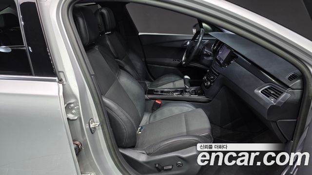 Peugeot 508 1.6 e-HDi Active First Generation 2014 — фото 10