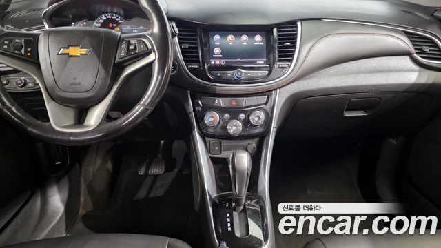 Chevrolet Trax 1.4 Premier 2021 — фото 24