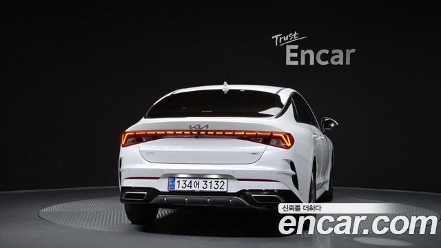 Kia K5 Hybrid (III) Signature 2023 — фото 4