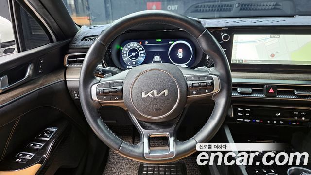 Kia K5 Hybrid (III) Signature 2023 — фото 13