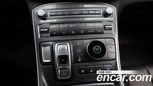 Hyundai Santa Fe Gasoline 2.5T 2WD Premium 2021 — фото 9