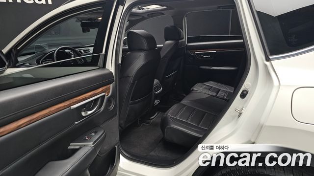 Honda CR-V (V) 1.5 Touring 4WD 2017 — фото 12