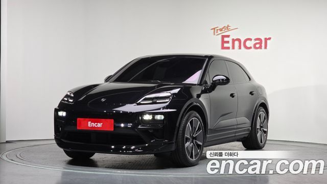 Porsche Macan EV Turbo