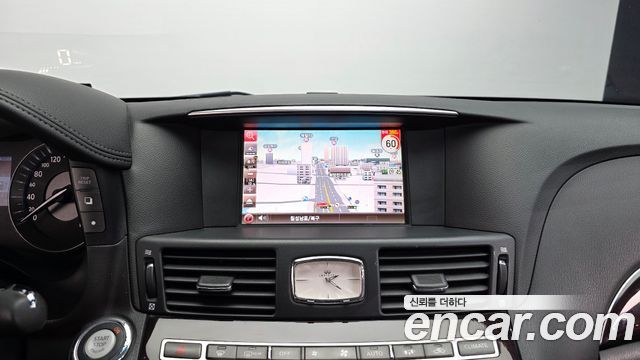 Infiniti M56 Sports Type Y51 2011 — фото 15
