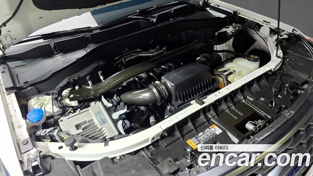 Ford Explorer (VI) 3.0 Platinum 4WD 2023 — фото 6