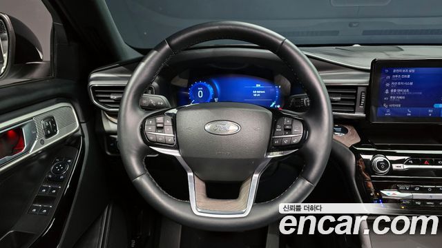 Ford Explorer (VI) 3.0 Platinum 4WD 2023 — фото 13