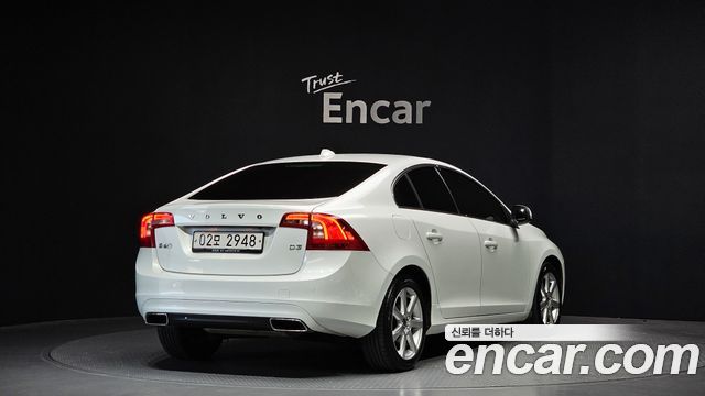Volvo S60 D3 2nd 2018 — фото 2