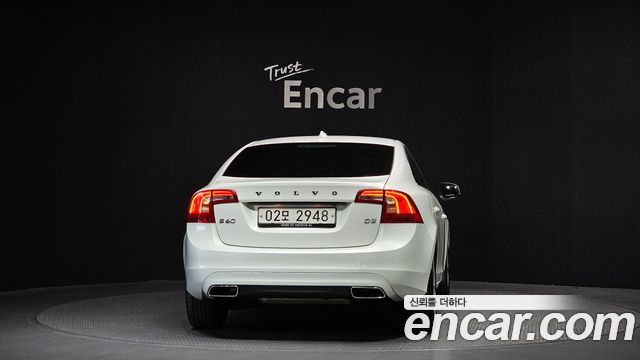Volvo S60 D3 2nd 2018 — фото 4