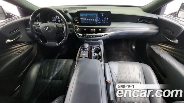 Lexus LS500 (V) 3.5 Luxury AWD 2022 — фото 7