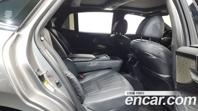 Lexus LS500 (V) 3.5 Luxury AWD 2022 — фото 12